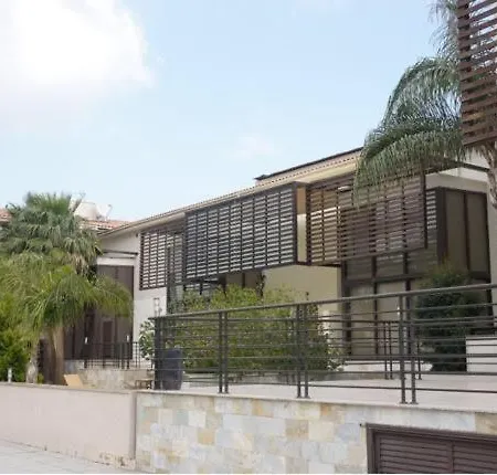 3 Bedroom Holiday Dream House * בורוקליני